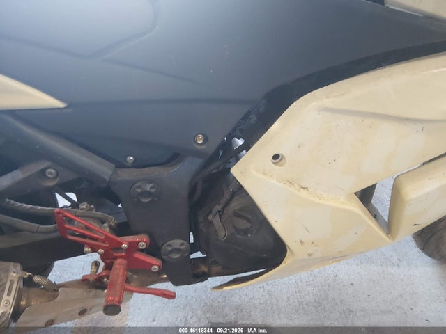 2010 Kawasaki Ex250 J მანქანა იყიდება აუქციონზე, vin: JKAEXMJ12ADA66783, აუქციონის ნომერი: 46118344