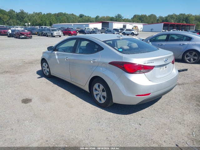 2016 Hyundai Elantra Se მანქანა იყიდება აუქციონზე, vin: 5NPDH4AEXGH663911, აუქციონის ნომერი: 46118349