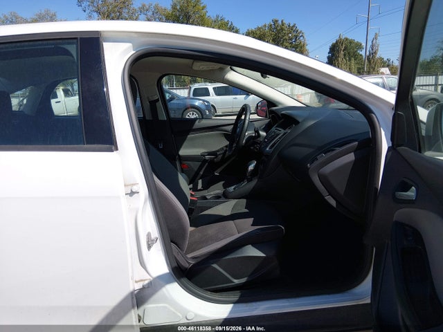 1FADP3F23EL266034 Ford FOCUS SE