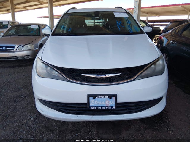 46118371 :رقم المزاد ، 2C4RC1DG6LR182132 vin ، 2020 Chrysler Voyager Lxi مزاد بيع