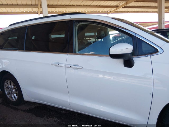46118371 :رقم المزاد ، 2C4RC1DG6LR182132 vin ، 2020 Chrysler Voyager Lxi مزاد بيع