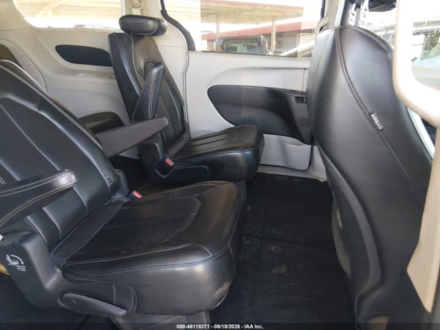 46118371 :رقم المزاد ، 2C4RC1DG6LR182132 vin ، 2020 Chrysler Voyager Lxi مزاد بيع