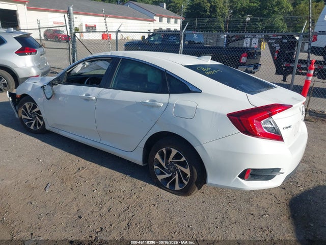 46118396 :رقم المزاد ، 19XFC2F71HE227427 vin ، 2017 Honda Civic Ex مزاد بيع
