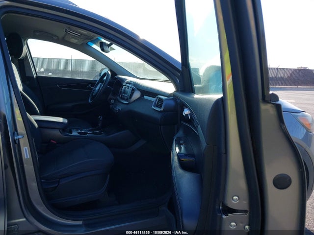 46118455 :رقم المزاد ، 5XYPGDA59GG009800 vin ، 2016 Kia Sorento 3.3l Lx مزاد بيع