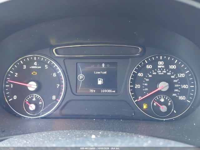 46118455 :رقم المزاد ، 5XYPGDA59GG009800 vin ، 2016 Kia Sorento 3.3l Lx مزاد بيع