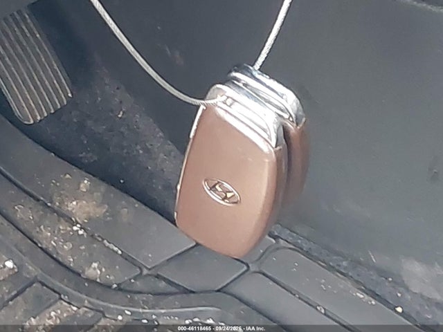 Продажа на аукционе авто 2017 Hyundai Elantra Limited, vin: KMHD84LF8HU065650, номер лота: 46118465