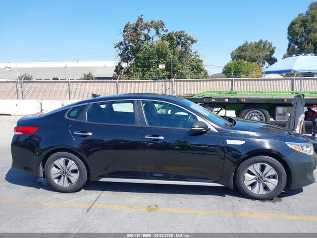 46118500 :رقم المزاد ، KNAGT4LE3H5018475 vin ، 2017 Kia Optima Hybrid مزاد بيع