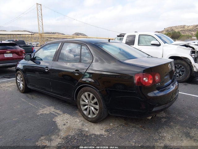 46118524 :رقم المزاد ، 3VWJZ71K48M131960 vin ، 2008 Volkswagen Jetta S مزاد بيع