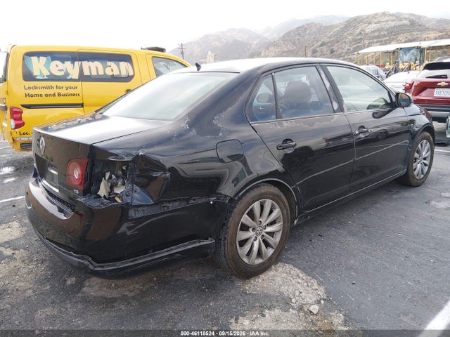 46118524 :رقم المزاد ، 3VWJZ71K48M131960 vin ، 2008 Volkswagen Jetta S مزاد بيع