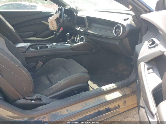 46118532 :رقم المزاد ، 1G1FA1RSXK0157208 vin ، 2019 Chevrolet Camaro 1lt مزاد بيع