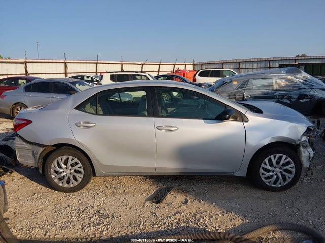 2017 Toyota Corolla Le მანქანა იყიდება აუქციონზე, vin: 5YFBURHEXHP735295, აუქციონის ნომერი: 46118586
