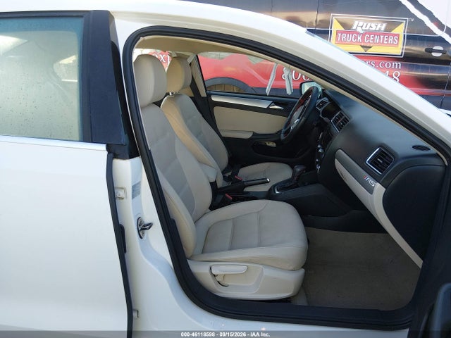 Продажа на аукционе авто 2011 Volkswagen Jetta 2.5l Sel, vin: 3VWLX7AJ9BM003842, номер лота: 46118598