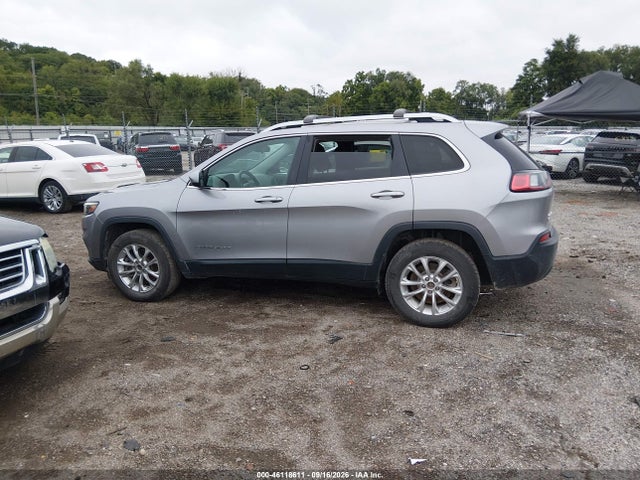 46118611 :رقم المزاد ، 1C4PJMCB0KD368531 vin ، 2019 Jeep Cherokee Latitude 4x4 مزاد بيع