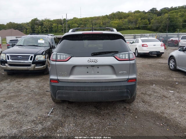46118611 :رقم المزاد ، 1C4PJMCB0KD368531 vin ، 2019 Jeep Cherokee Latitude 4x4 مزاد بيع