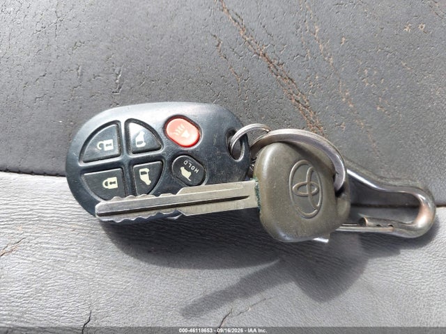 Продажа на аукционе авто 2006 Toyota Sienna Xle, vin: 5TDZA22C06S525265, номер лота: 46118653