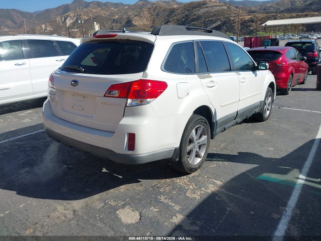 Продаж на аукціоні авто 2014 Subaru Outback 2.5i Limited, vin: 4S4BRCKC5E3215608, номер лоту: 46118719