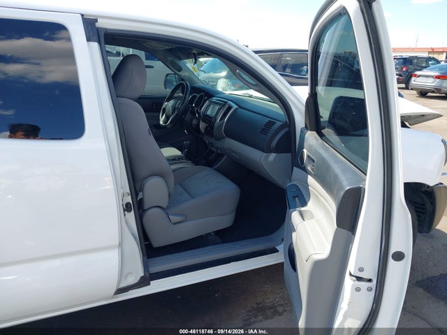 Toyota Tacoma 2014 5TFTX4CN2EX041705 Image 5