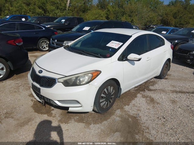 KIA FORTE LX 2015 KNAFX4A60F5284545 Image 2