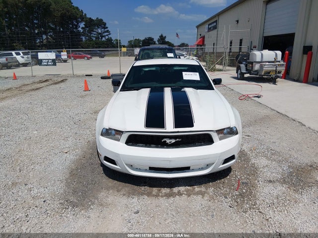 Продажа на аукционе авто 2012 Ford Mustang V6 Premium, vin: 1ZVBP8AM7C5210944, номер лота: 46118758
