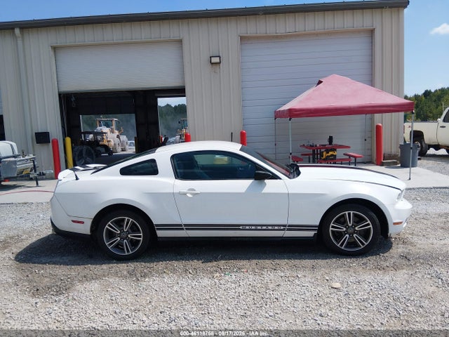 Продажа на аукционе авто 2012 Ford Mustang V6 Premium, vin: 1ZVBP8AM7C5210944, номер лота: 46118758