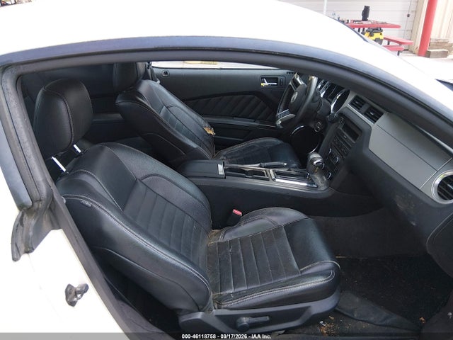 Продажа на аукционе авто 2012 Ford Mustang V6 Premium, vin: 1ZVBP8AM7C5210944, номер лота: 46118758
