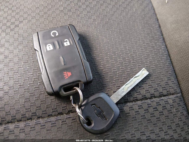 Продажа на аукционе авто 2015 Chevrolet Silverado 1500 1lt, vin: 3GCUKRECXFG310213, номер лота: 46118775