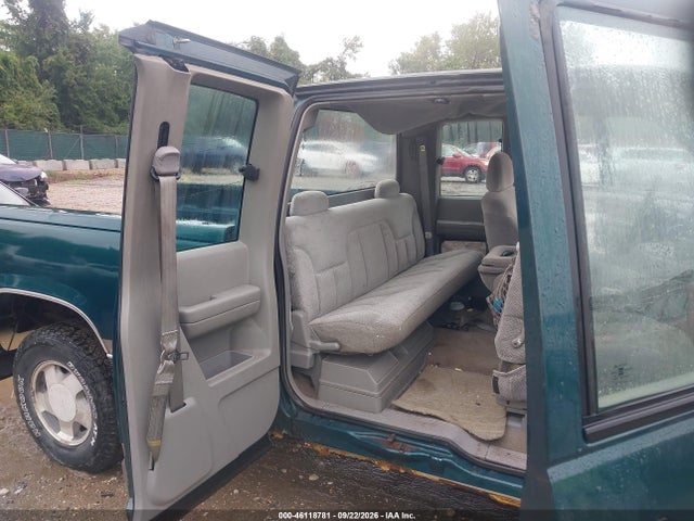 Aukcja sprzedaży 1998 Chevrolet K1500 Fleetside, vin: 2GCEK19R3W1132996, numer aukcji: 46118781
