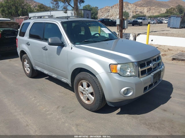 46118782 :رقم المزاد ، 1FMCU0DG4BKA33529 vin ، 2011 Ford Escape Xlt مزاد بيع