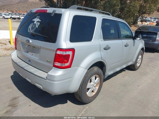 2011 Ford Escape Xlt მანქანა იყიდება აუქციონზე, vin: 1FMCU0DG4BKA33529, აუქციონის ნომერი: 46118782
