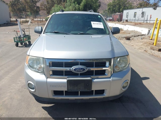 2011 Ford Escape Xlt მანქანა იყიდება აუქციონზე, vin: 1FMCU0DG4BKA33529, აუქციონის ნომერი: 46118782