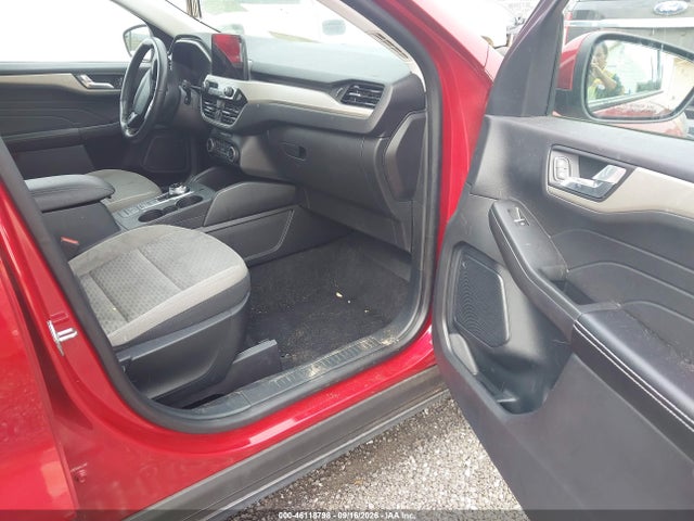 Продажа на аукционе авто 2021 Ford Escape Se, vin: 1FMCU0G60MUA09996, номер лота: 46118798