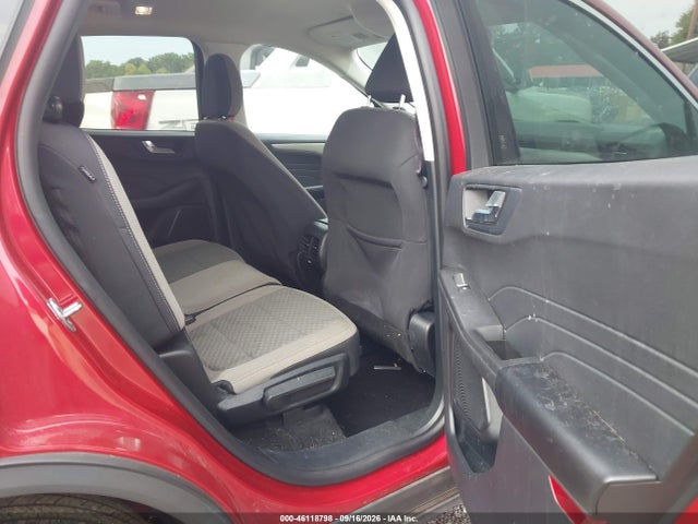 Продажа на аукционе авто 2021 Ford Escape Se, vin: 1FMCU0G60MUA09996, номер лота: 46118798