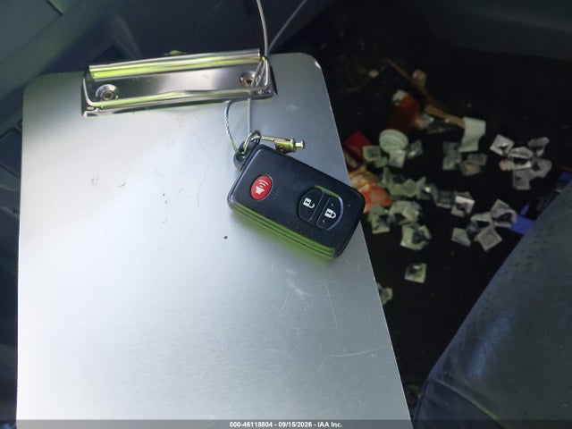 46118804 :رقم المزاد ، JTDZN3EU2D3289392 vin ، 2013 Toyota Prius V Three مزاد بيع