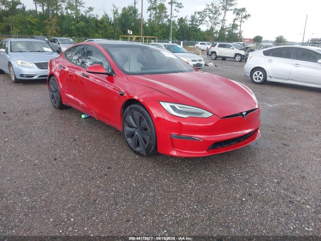2021 Tesla Model S Long Range Dual Motor All-wheel Drive მანქანა იყიდება აუქციონზე, vin: 5YJSA1E52MF428403, აუქციონის ნომერი: 46118877