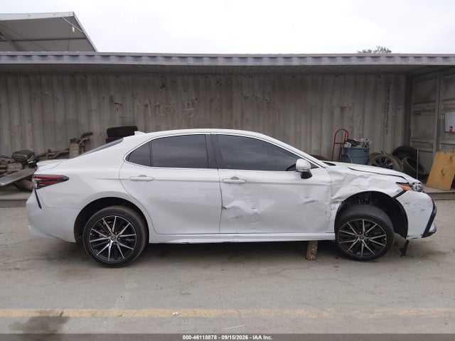 4T1G11AK1RU212215 Toyota CAMRY SE