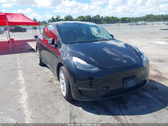 2020 Tesla Model Y Long Range Dual Motor All-wheel Drive მანქანა იყიდება აუქციონზე, vin: 5YJYGDEE0LF026033, აუქციონის ნომერი: 46118880