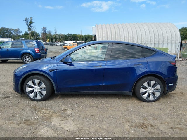 46118919 :رقم المزاد ، 5YJYGDEE4MF071316 vin ، 2021 Tesla Model Y Long Range Dual Motor All-wheel Drive مزاد بيع