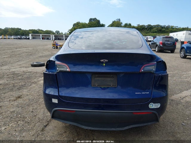 46118919 :رقم المزاد ، 5YJYGDEE4MF071316 vin ، 2021 Tesla Model Y Long Range Dual Motor All-wheel Drive مزاد بيع