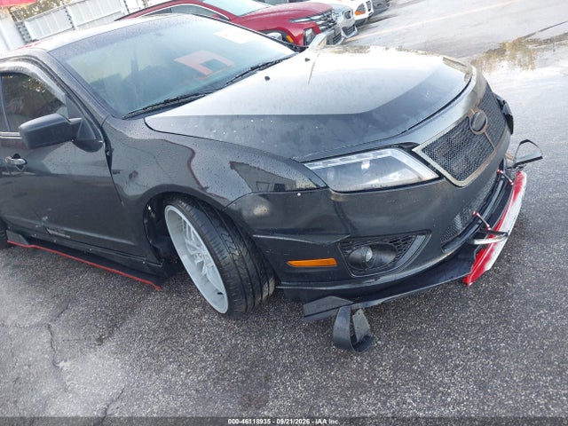 46118935 :رقم المزاد ، 3FAHP0KC6BR137538 vin ، 2011 Ford Fusion Sport مزاد بيع