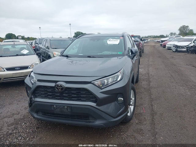 46119043 :رقم المزاد ، 2T3P1RFV7MC186254 vin ، 2021 Toyota Rav4 Xle مزاد بيع