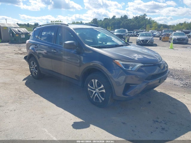 46119054 :رقم المزاد ، JTMBFREV0HJ703359 vin ، 2017 Toyota Rav4 Le مزاد بيع