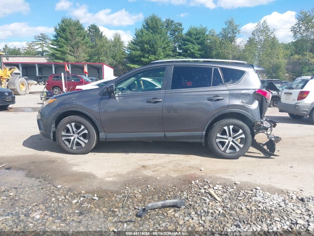 2017 Toyota Rav4 Le მანქანა იყიდება აუქციონზე, vin: JTMBFREV0HJ703359, აუქციონის ნომერი: 46119054