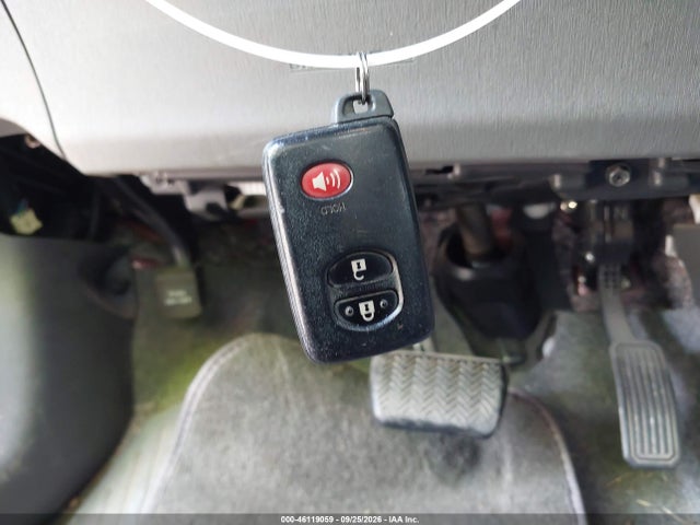Aukcja sprzedaży 2010 Toyota Prius Iii, vin: JTDKN3DU4A0228223, numer aukcji: 46119059