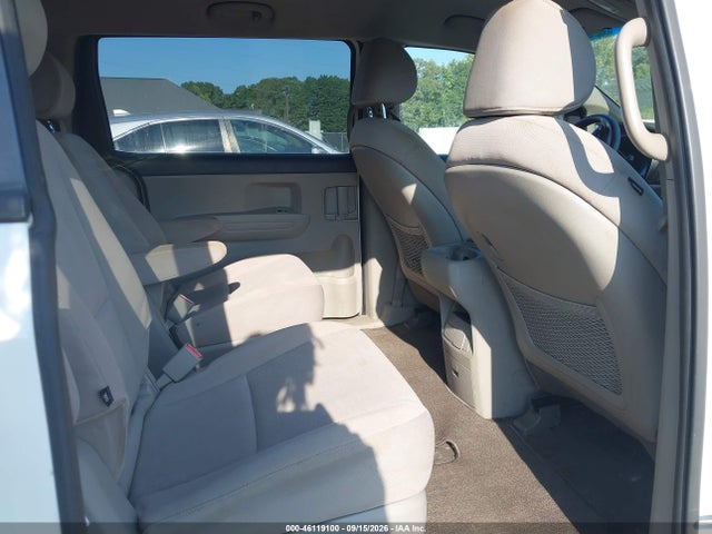 Продаж на аукціоні авто 2015 Kia Sedona Lx, vin: KNDMB5C13F6037773, номер лоту: 46119100