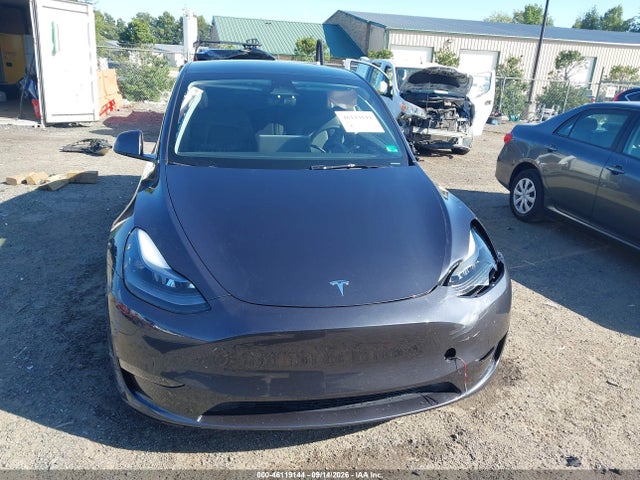 Продаж на аукціоні авто 2024 Tesla Model Y Long Range Dual Motor All-wheel Drive, vin: 7SAYGDEE1RA308304, номер лоту: 46119144