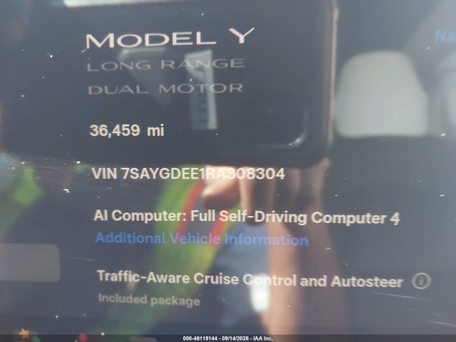 Продаж на аукціоні авто 2024 Tesla Model Y Long Range Dual Motor All-wheel Drive, vin: 7SAYGDEE1RA308304, номер лоту: 46119144