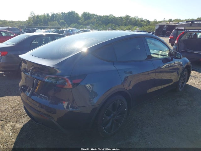 Продаж на аукціоні авто 2024 Tesla Model Y Long Range Dual Motor All-wheel Drive, vin: 7SAYGDEE1RA308304, номер лоту: 46119144
