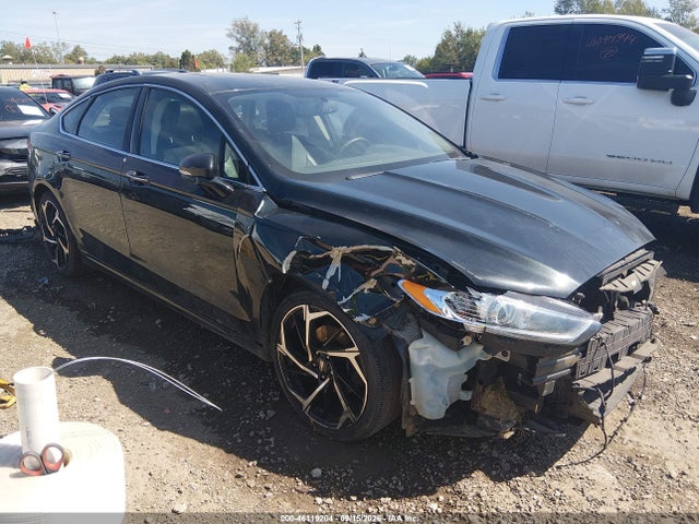 46119204 :رقم المزاد ، 3FA6P0D93ER141558 vin ، 2014 Ford Fusion Titanium مزاد بيع