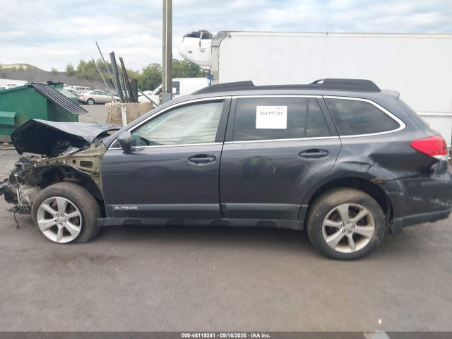 2013 Subaru Outback 2.5i Premium მანქანა იყიდება აუქციონზე, vin: 4S4BRBGC6D3216011, აუქციონის ნომერი: 46119241