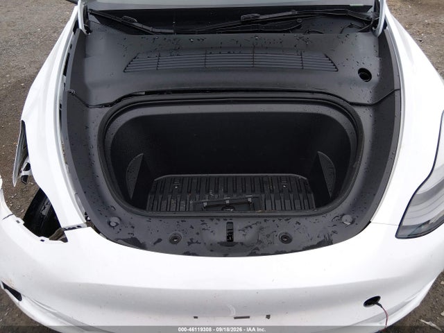 Продаж на аукціоні авто 2024 Tesla Model Y Long Range Dual Motor All-wheel Drive, vin: 7SAYGDEE2RA250607, номер лоту: 46119308